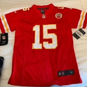 Kansas City Chiefs Mahomes Jersey NWT size youth Medium